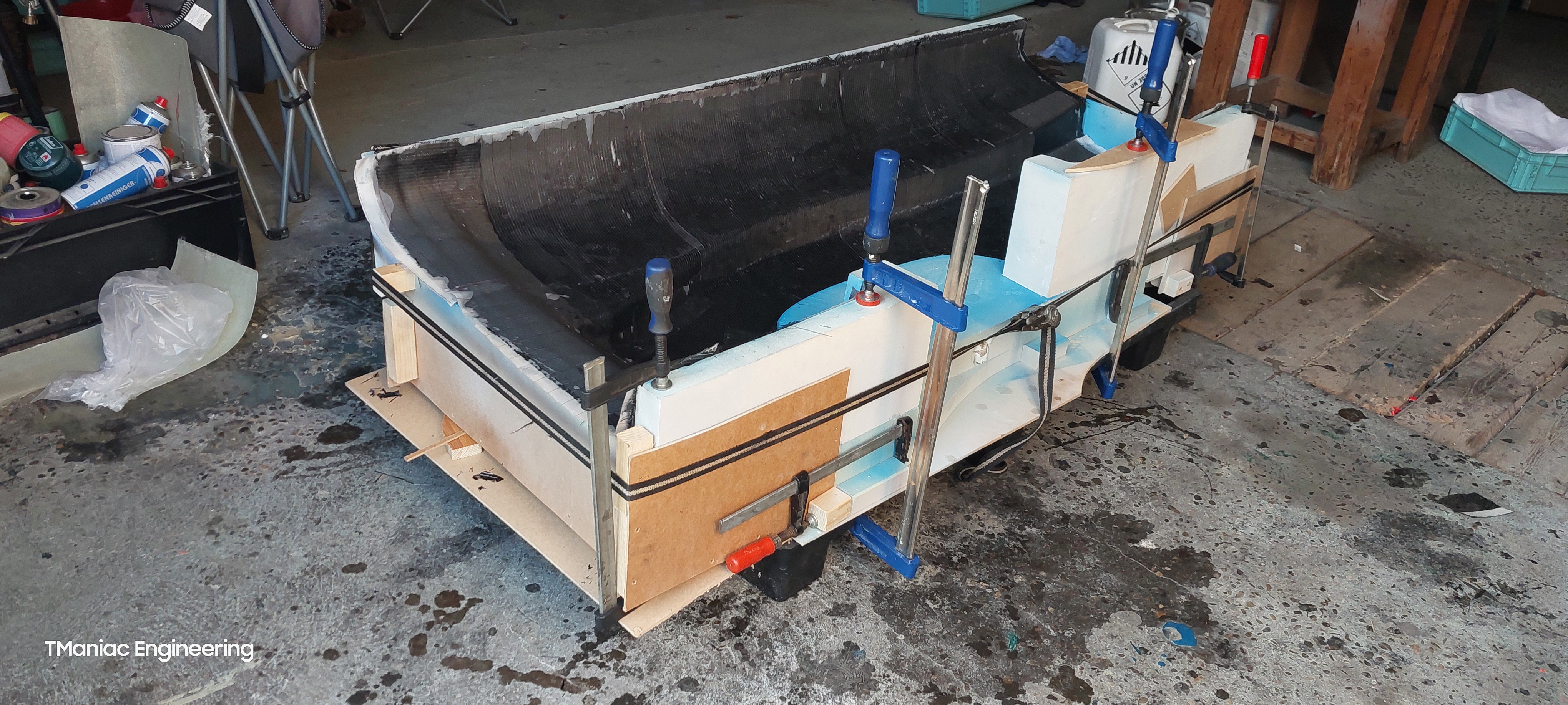 Das Laminat frisch in der Form