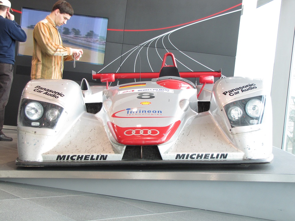 Der AUDI R10